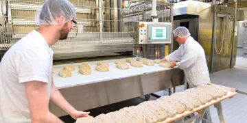 Se buscan panaderos para trabajar en una fábrica de pan en Andújar.