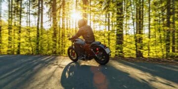 La DGT e Interior introducen modificaciones para la licencia del permiso de conducir A.