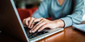 Femxa ofrece unos cursos gratuitos en el sector tecnológico y ambiental para desempleados en la colaboración con la Universidad de Nebrija.
