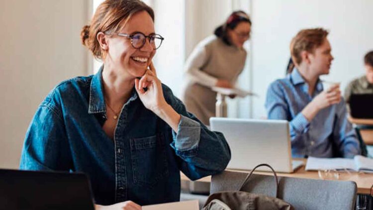 Los microcréditos de hasta 600 € impulsados por el SEPE para mejorar la formación y cualificación de los empleados y las empresas.